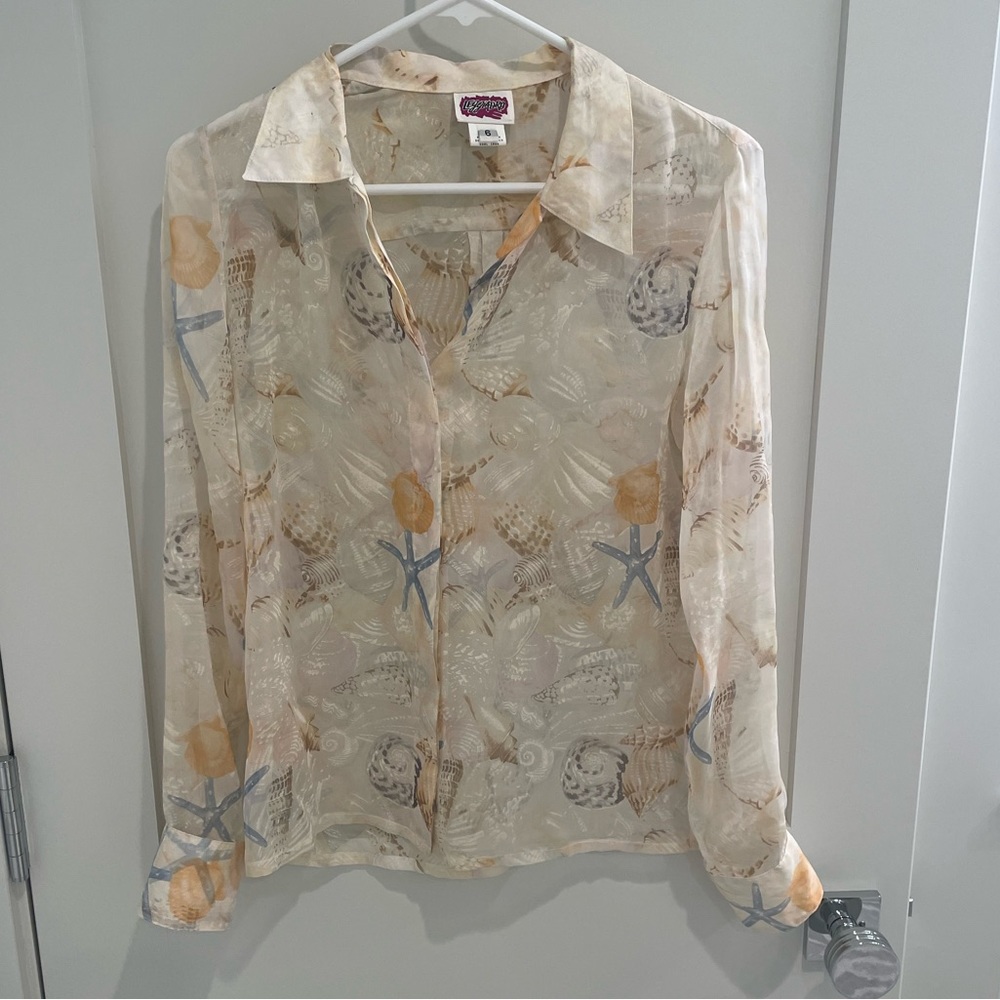 Leggiadro Sheer Seashell Print Blouse in Cream and Blue